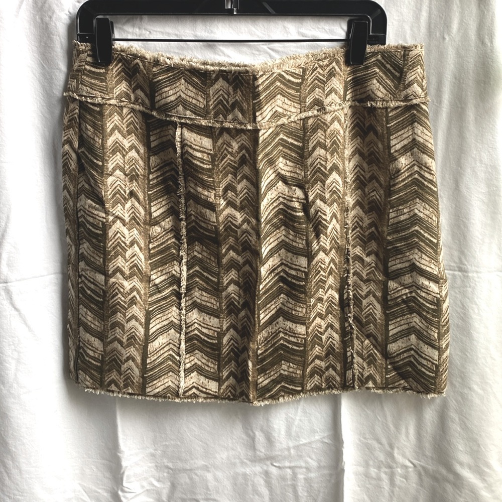 Michael Kors linen lined skirt with fringed bottom new never used size 8